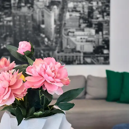 Apartament Seeglueck Ufertraum - Stilvolle Ferienwohnung Direkt Am Seerhein Mit Tiefgaragenstellplatz In Zentraler Lage Von Konstanz *