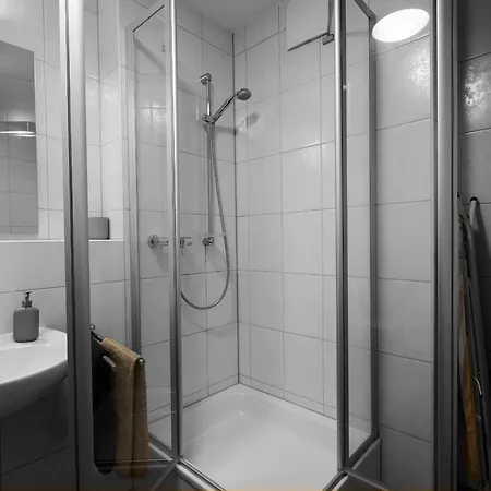 Apartamento Seeglueck Ufertraum - Stilvolle Direkt Am Seerhein Mit Parkplatz In Zentraler Lage Von Lago de Constança