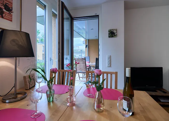 Seeglueck Ufertraum - Stilvolle Direkt Am Seerhein Mit Parkplatz In Zentraler Lage Von Konstanz