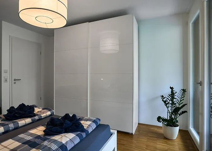 Seeglueck Ufertraum - Stilvolle Direkt Am Seerhein Mit Parkplatz In Zentraler Lage Von Apartman